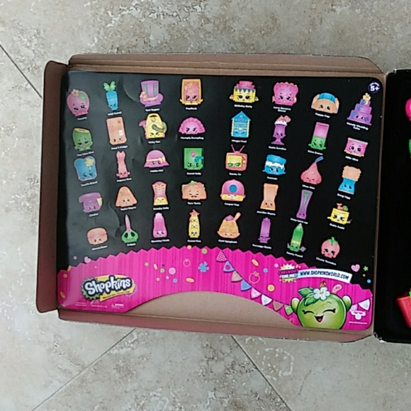Shopkins Black Box - Picture 3 of 3